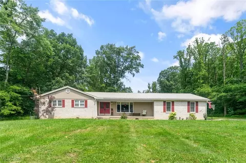 6338 E South Range Rd, Petersburg, OH 44454