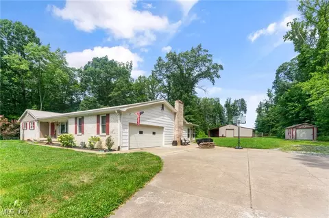 6338 E South Range Rd, Petersburg, OH 44454 photo 2