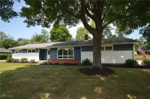 332 Mark Dr, Tallmadge, OH 44278
