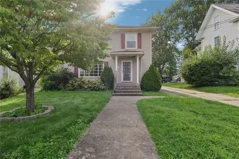 229 Basin St NW, Navarre, OH 44662