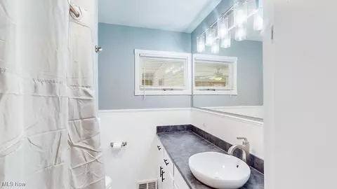 162 E Ralston Ave, Akron, OH 44301 photo 29