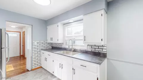 162 E Ralston Ave, Akron, OH 44301 photo 14