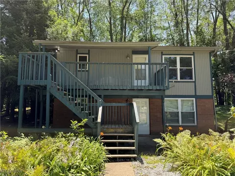 1112-1114 Derbydale Rd, Akron, OH 44306