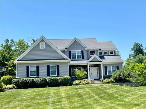 8132 Butler Hill Dr, Concord, OH 44077