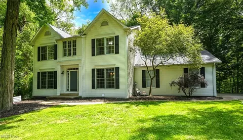 2602 Deermont Ave NW, Massillon, OH 44647