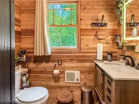 Bath - 39280 W Captina Hwy, Barnesville, OH 43713 photo 2 of 2