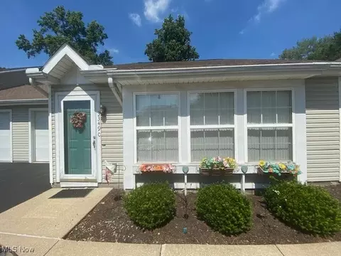 3349 Eagles Loft #C, Cortland, OH 44410