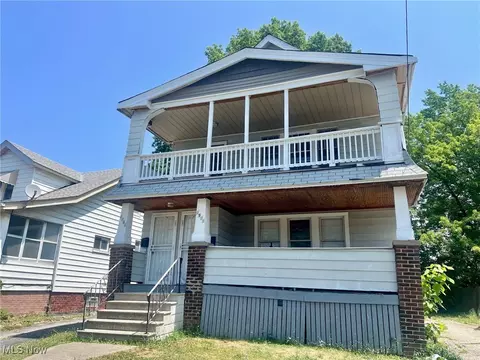 1563 Clermont Rd, Cleveland, OH 44110