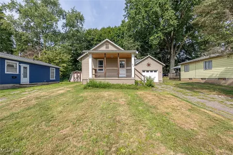 874 Nevin St, Akron, OH 44310
