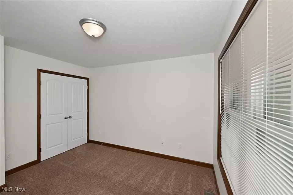 Bedroom - 9372 Towpath Trl, Seville, OH 44273 photo 3 of 8