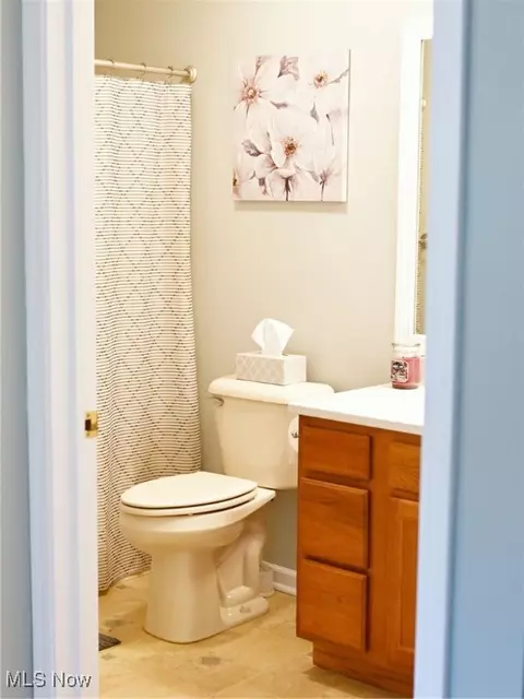 Bath - 4837 Jennifer Rd, Rootstown, OH 44272 photo 3 of 5