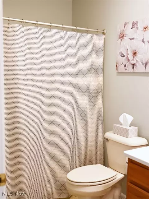 Bath - 4837 Jennifer Rd, Rootstown, OH 44272 photo 5 of 5