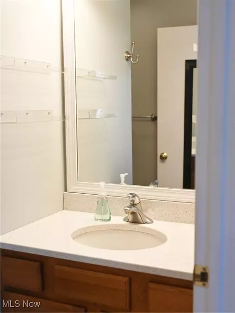 Bath - 4837 Jennifer Rd, Rootstown, OH 44272 photo 1 of 5