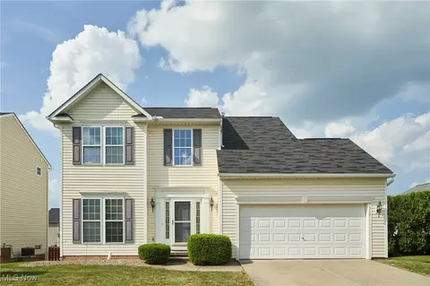 1319 Edgewood Ln, Streetsboro, OH 44241