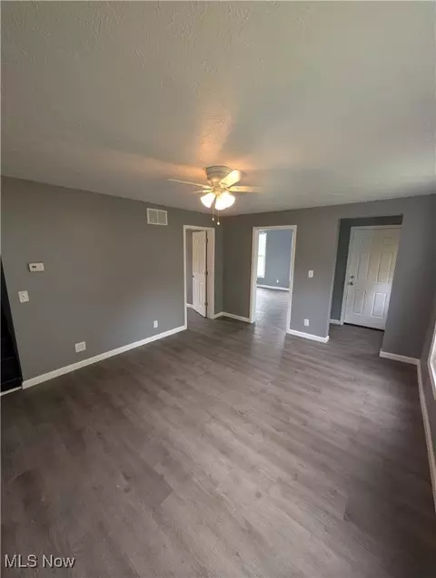 1710 Middle Ave, Elyria, OH 44035 photo 5