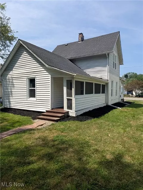 1710 Middle Ave, Elyria, OH 44035 photo 2