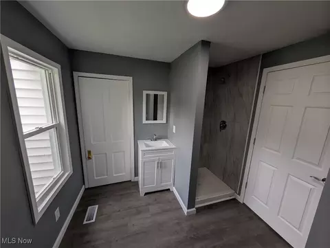 1710 Middle Ave, Elyria, OH 44035 photo 16