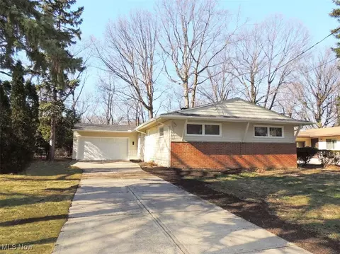 182 S Belvoir Blvd, South Euclid, OH 44121