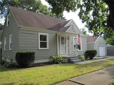 2060 Congo St, Akron, OH 44305