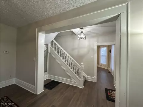 562 Cambridge Rd, Coshocton, OH 43812 photo 5
