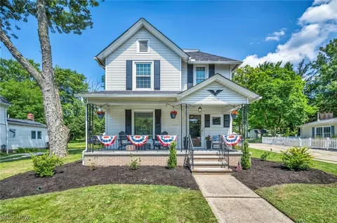 1269 Sharon Copley Rd, Sharon Center, OH 44274