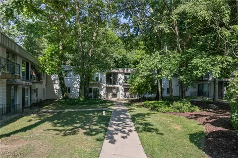 980 S Lincoln St, Kent, OH 44240