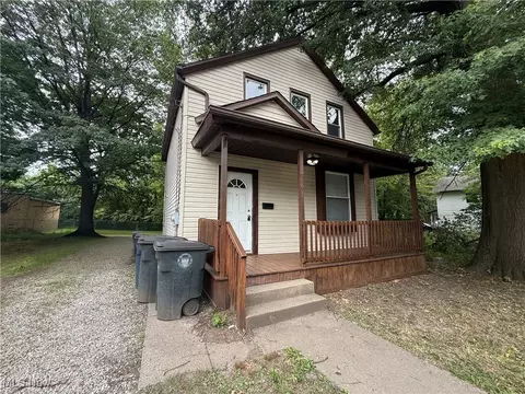 396 E Voris St, Akron, OH 44311