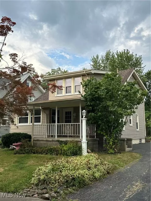3504 Stratmore Ave, Youngstown, OH 44511