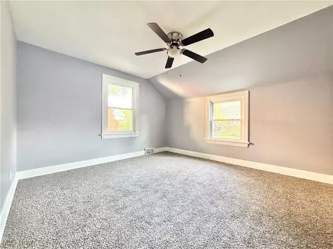 Bedroom - 123 Prestwick Dr, Boardman, OH 44512 photo 3 of 4
