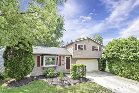269 Butternut Ln, Berea, OH 44017