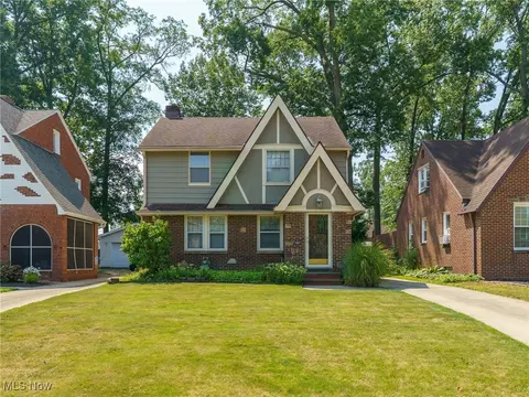 1011 Brookview Blvd, Cleveland, OH 44134
