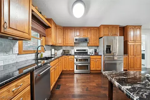 Kitchen - 2930 S Ridge Rd E, Ashtabula, OH 44004 photo 1 of 2