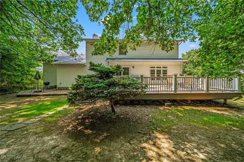 10121 S Hampton Ct, Concord, OH 44060 photo 4