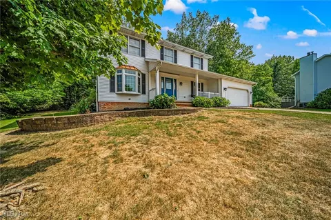 10121 S Hampton Ct, Concord, OH 44060 photo 3
