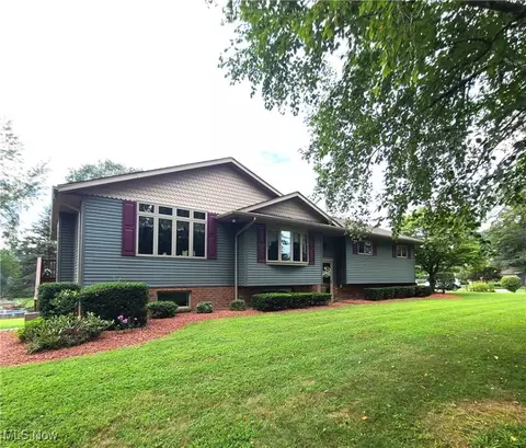 67821 Tulane Rd, Saint Clairsville, OH 43950