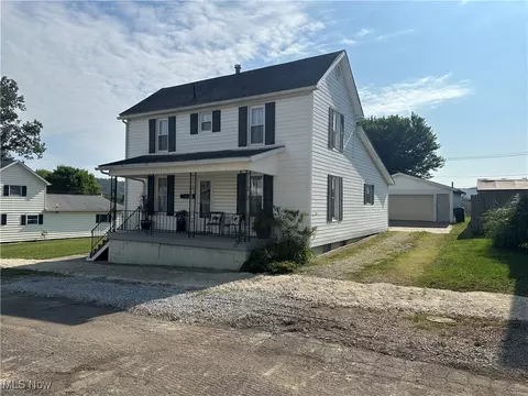 258 S 3rd St, Byesville, OH 43723