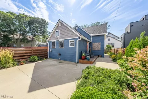 3410 Monroe Ave, Cleveland, OH 44113