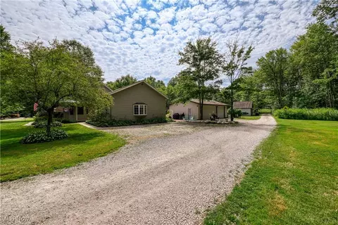 Exterior - 6640 Giddings Rd, Rootstown, OH 44272 photo 3 of 8