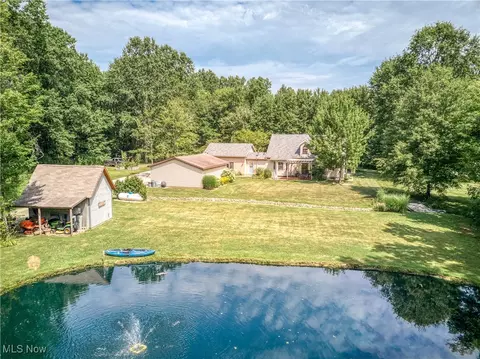 Exterior - 6640 Giddings Rd, Rootstown, OH 44272 photo 2 of 8