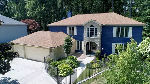 3770 Willow Run, Westlake, OH 44145