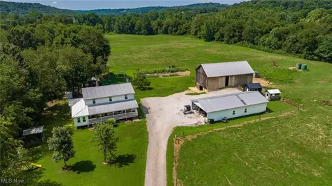 17451 Township Road 184, Frazeysburg, OH 43822