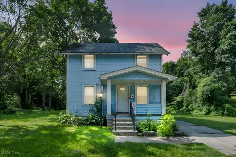 9508 Nelson Ave, Cleveland, OH 44105