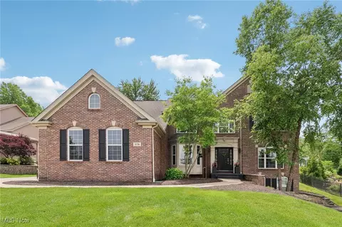 174 Sapphire Ln, Streetsboro, OH 44241