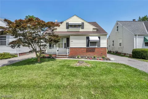 5781 Turney Rd, Garfield Heights, OH 44125