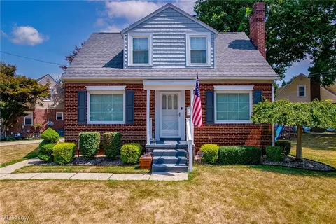 71 Woolf Ave, Akron, OH 44312 photo 3