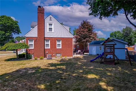 71 Woolf Ave, Akron, OH 44312 photo 12