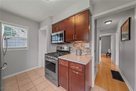 71 Woolf Ave, Akron, OH 44312 photo 37
