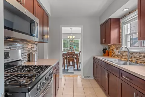 71 Woolf Ave, Akron, OH 44312 photo 35
