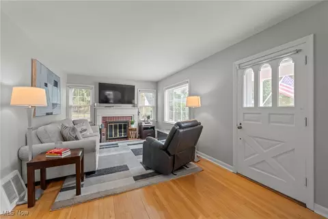 71 Woolf Ave, Akron, OH 44312 photo 16