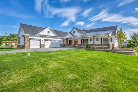 7440 Thatchum Ln, Concord, OH 44060